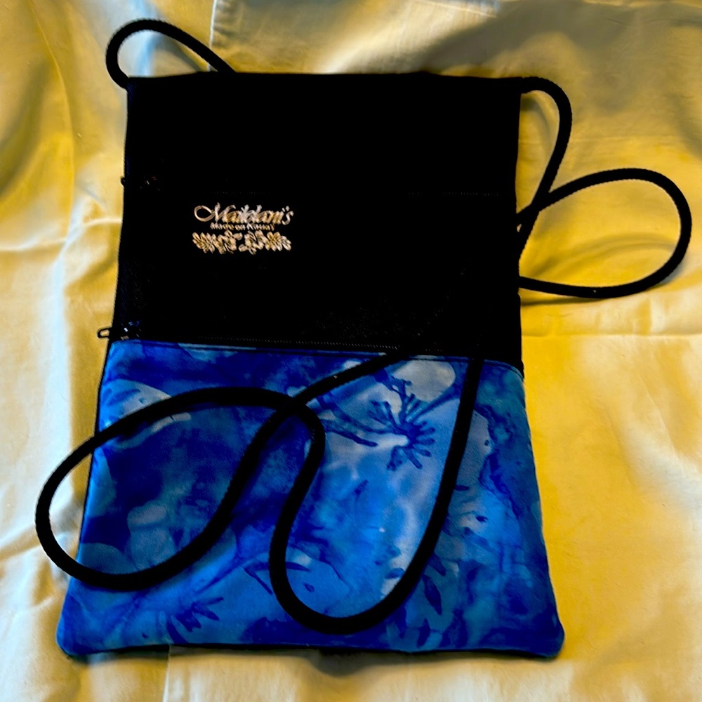 Handmade by Mailelani, Hawaiian motif crossbody bag.